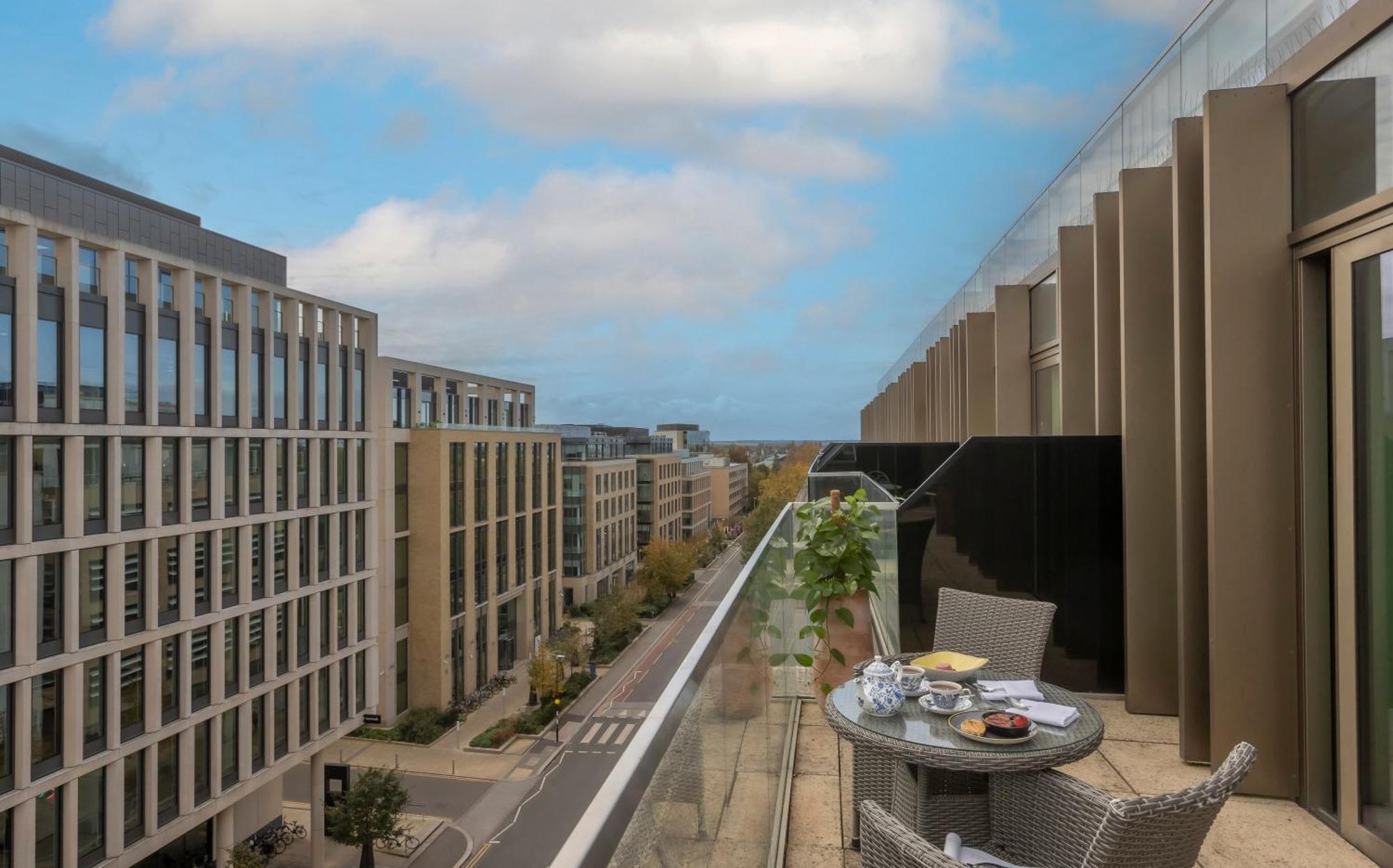 Clayton Hotel Cambridge Luaran gambar
